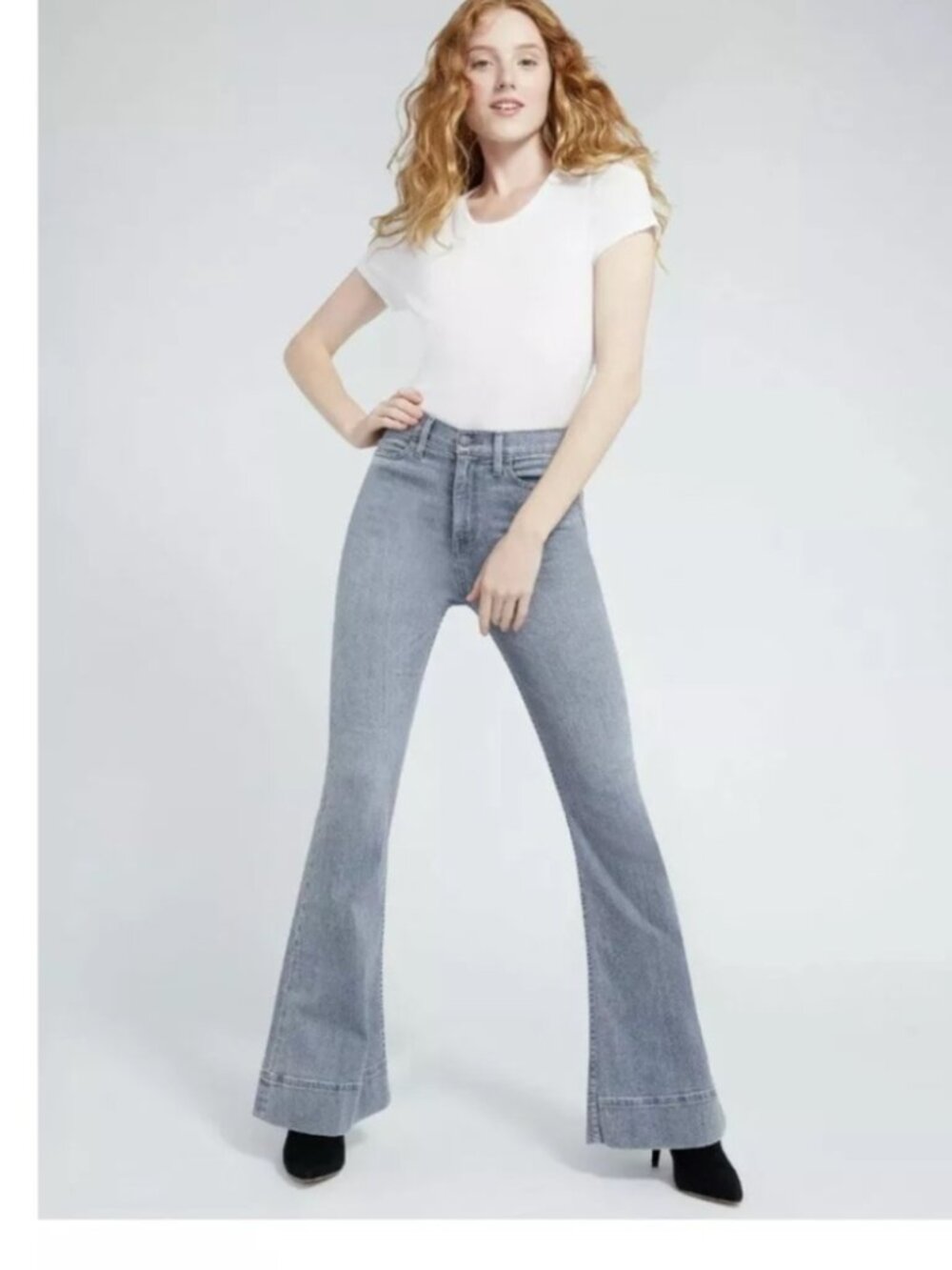 Alice + Olivia Beautiful High Rise Flare Grey Easy Breezy Jeans Size 28